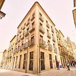 Charro Centro Universidad Apartment *